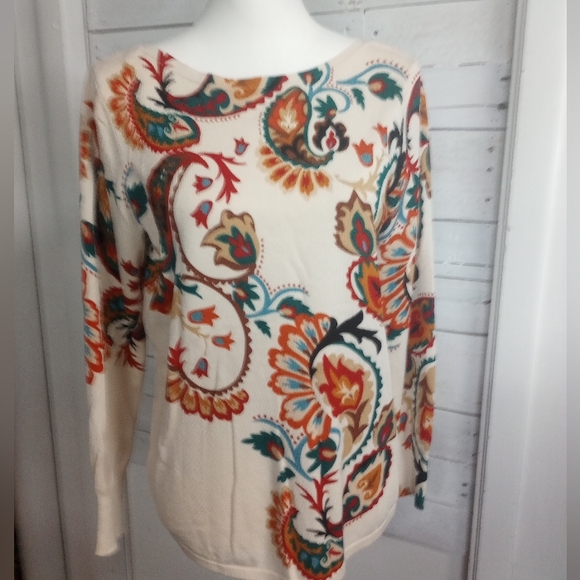 Chico's Sweaters - Chico's Women's Paisley CrewNeck Pullover Sweater Size Medium (Chico's 1)